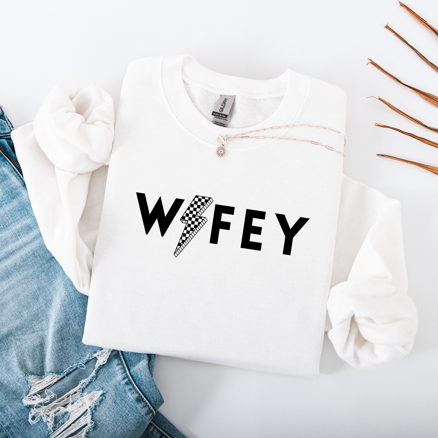 hazel & heart: Wifey Lightning Crewneck